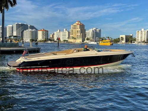 Chris Craft Launch 32 scheda tecnica e recensioni